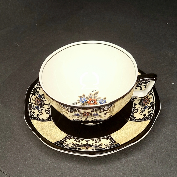 Wedgewood China Cup and Saucer - Picture 6 of 6